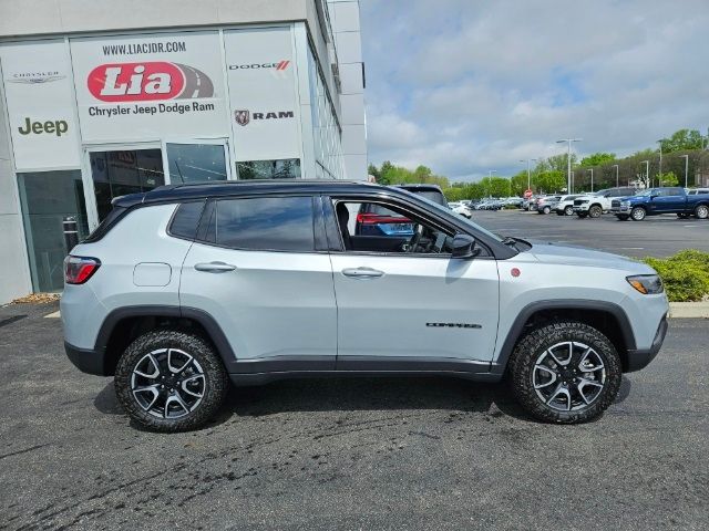 2024 Jeep Compass Trailhawk