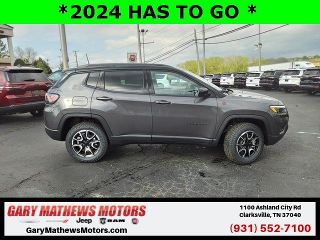 2024 Jeep Compass Trailhawk