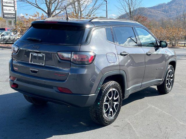 2024 Jeep Compass Trailhawk