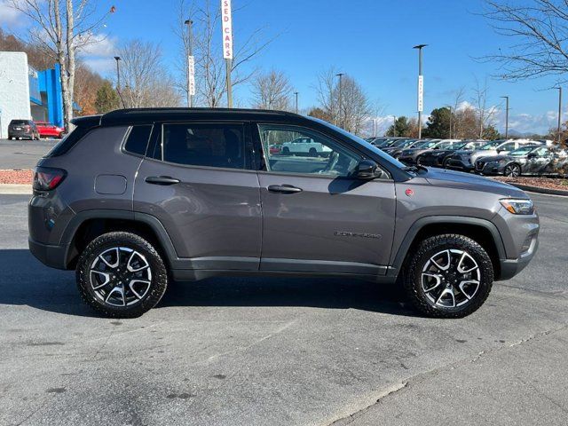 2024 Jeep Compass Trailhawk