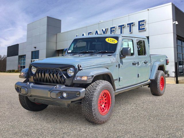 2024 Jeep Gladiator Nighthawk