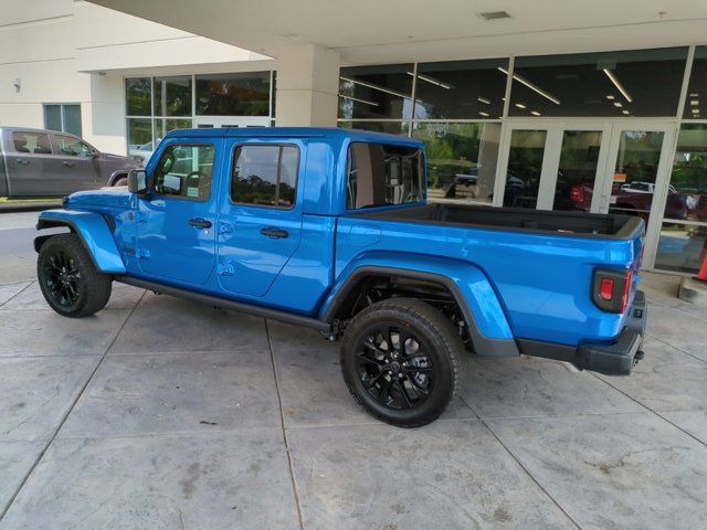 2024 Jeep Gladiator Sport