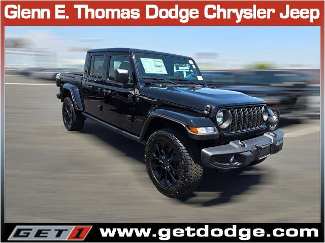 2024 Jeep Gladiator 