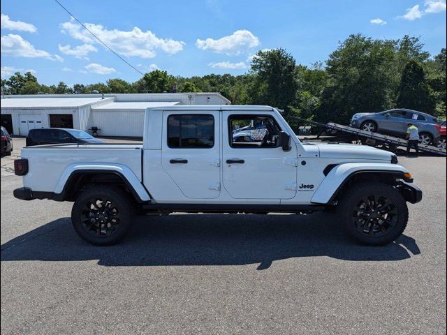 2024 Jeep Gladiator 