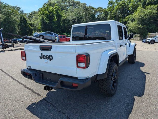 2024 Jeep Gladiator 