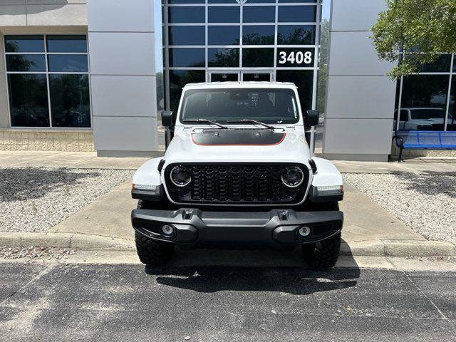 2024 Jeep Gladiator Jeep Beach