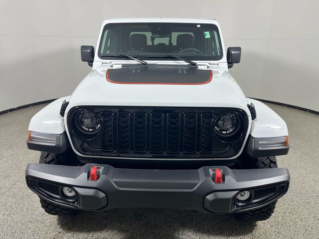 2024 Jeep Gladiator Jeep Beach