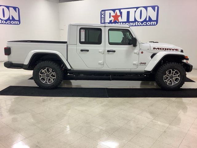 2024 Jeep Gladiator Mojave X