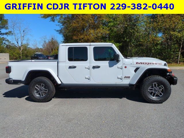 2024 Jeep Gladiator Mojave X