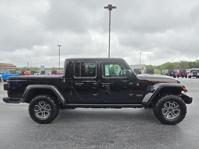 2024 Jeep Gladiator Mojave X