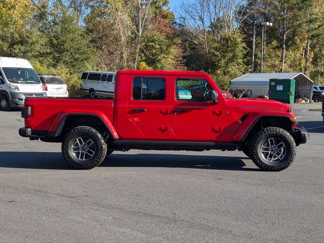 2024 Jeep Gladiator Mojave X