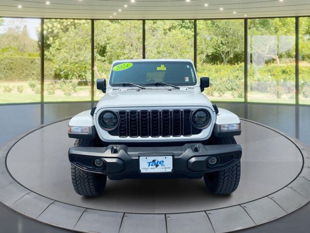 2024 Jeep Gladiator Nighthawk