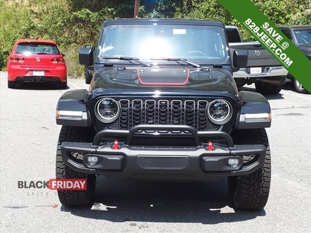 2024 Jeep Gladiator 