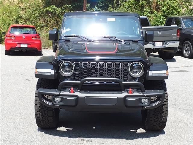 2024 Jeep Gladiator 