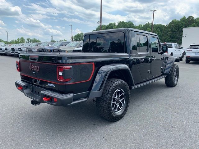 2024 Jeep Gladiator 