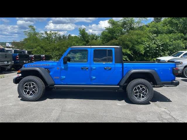 2024 Jeep Gladiator 