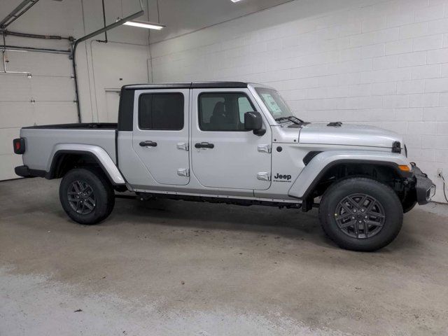 2024 Jeep Gladiator Sport S