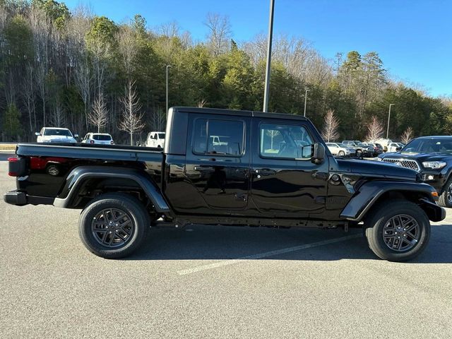 2024 Jeep Gladiator Sport S