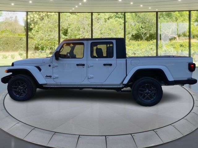 2024 Jeep Gladiator Sport S