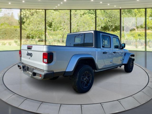 2024 Jeep Gladiator Sport S