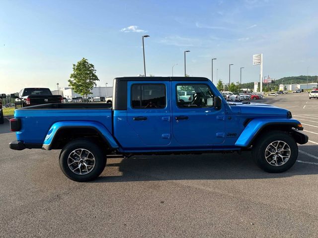 2024 Jeep Gladiator Sport S