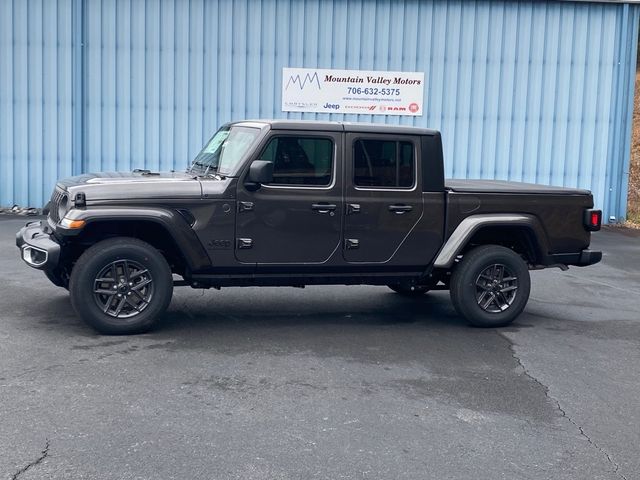 2024 Jeep Gladiator Sport S