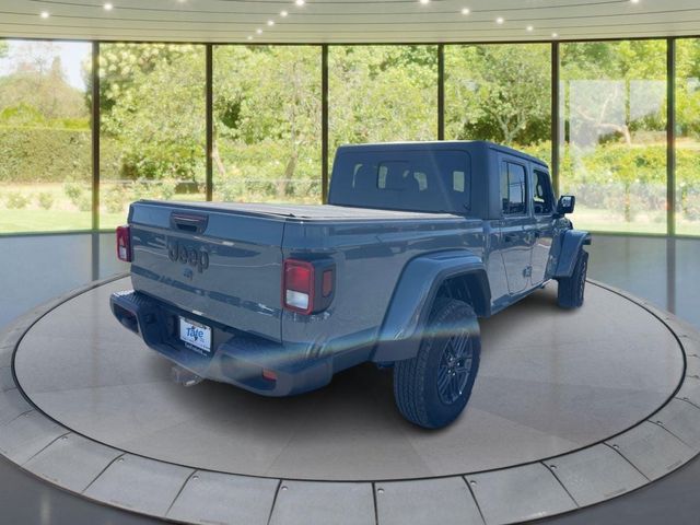 2024 Jeep Gladiator Sport S