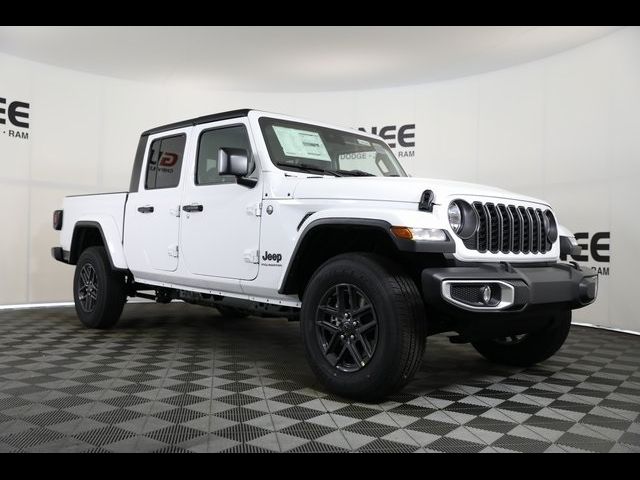 2024 Jeep Gladiator Sport S