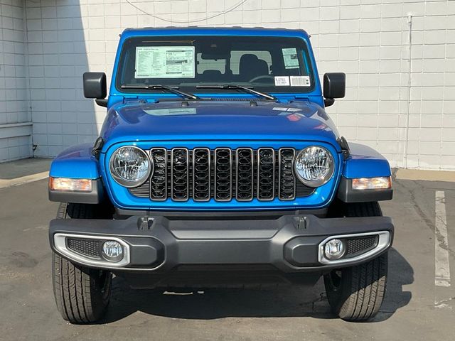 2024 Jeep Gladiator Sport S