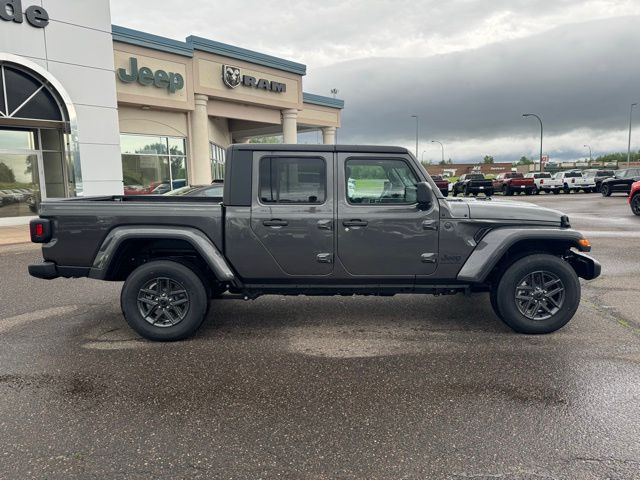 2024 Jeep Gladiator Sport