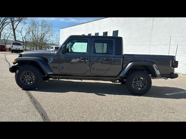 2024 Jeep Gladiator Sport