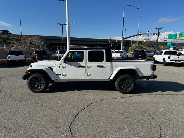 2024 Jeep Gladiator Sport S