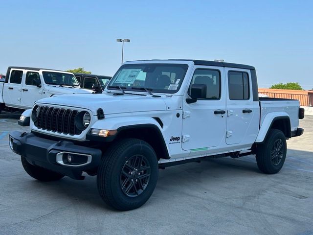 2024 Jeep Gladiator Sport