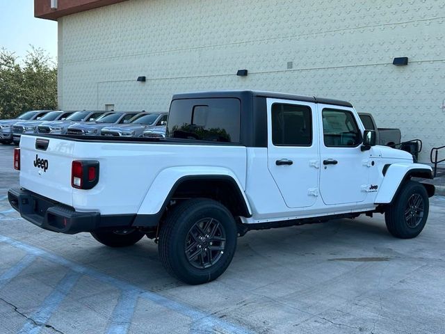 2024 Jeep Gladiator Sport