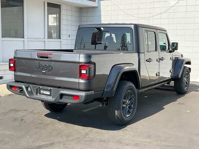 2024 Jeep Gladiator Sport S