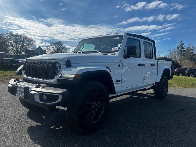 2024 Jeep Gladiator Sport S