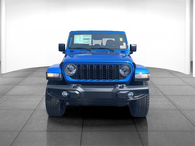 2024 Jeep Gladiator 