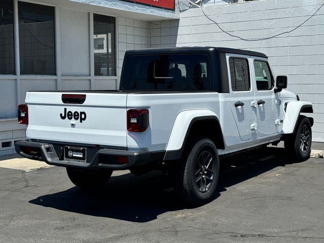 2024 Jeep Gladiator Sport S