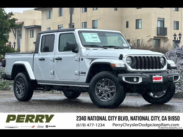 2024 Jeep Gladiator Sport S