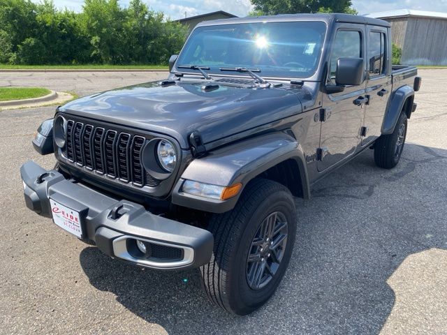 2024 Jeep Gladiator Sport S