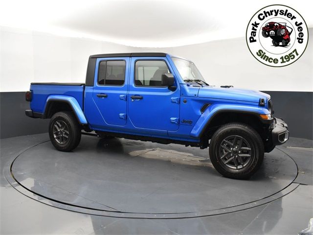 2024 Jeep Gladiator Sport S