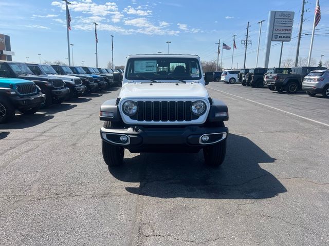 2024 Jeep Gladiator Sport