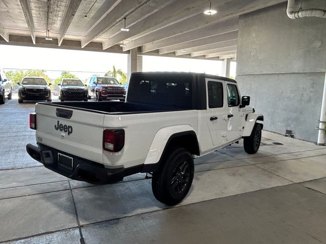 2024 Jeep Gladiator Sport S