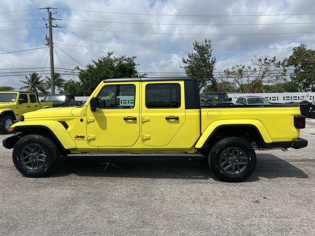 2024 Jeep Gladiator Sport S