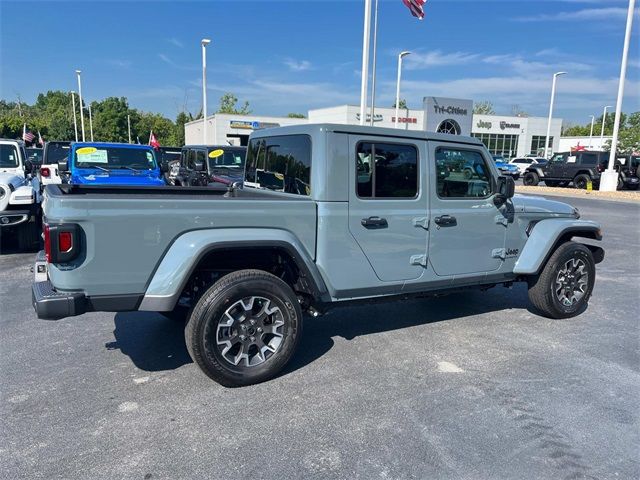 2024 Jeep Gladiator Sport S