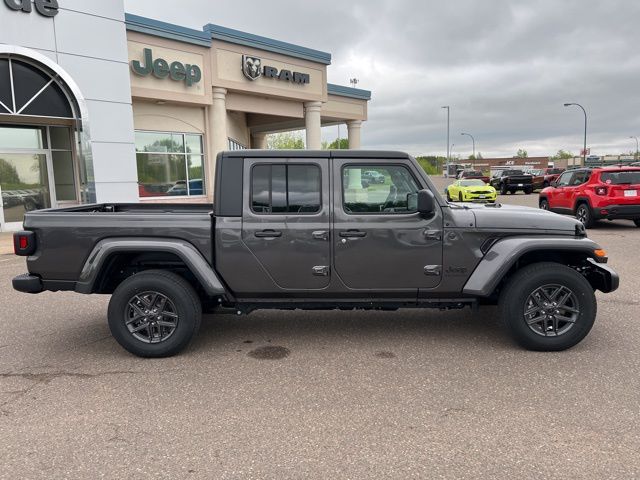 2024 Jeep Gladiator Sport S