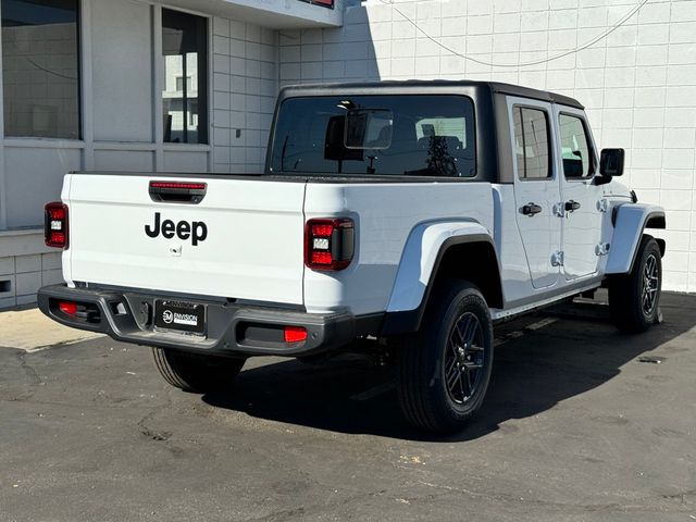 2024 Jeep Gladiator Sport S