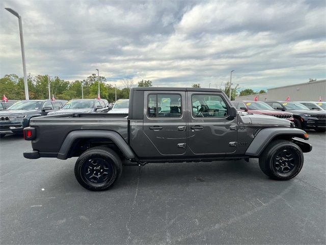 2024 Jeep Gladiator Sport