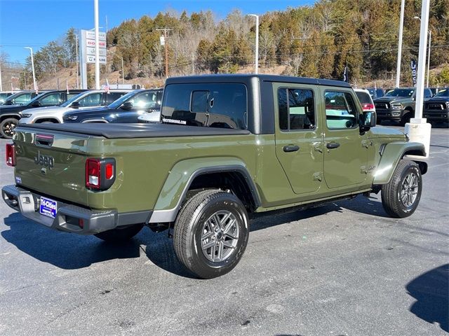 2024 Jeep Gladiator Sport S