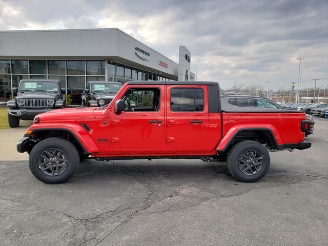 2024 Jeep Gladiator Sport S